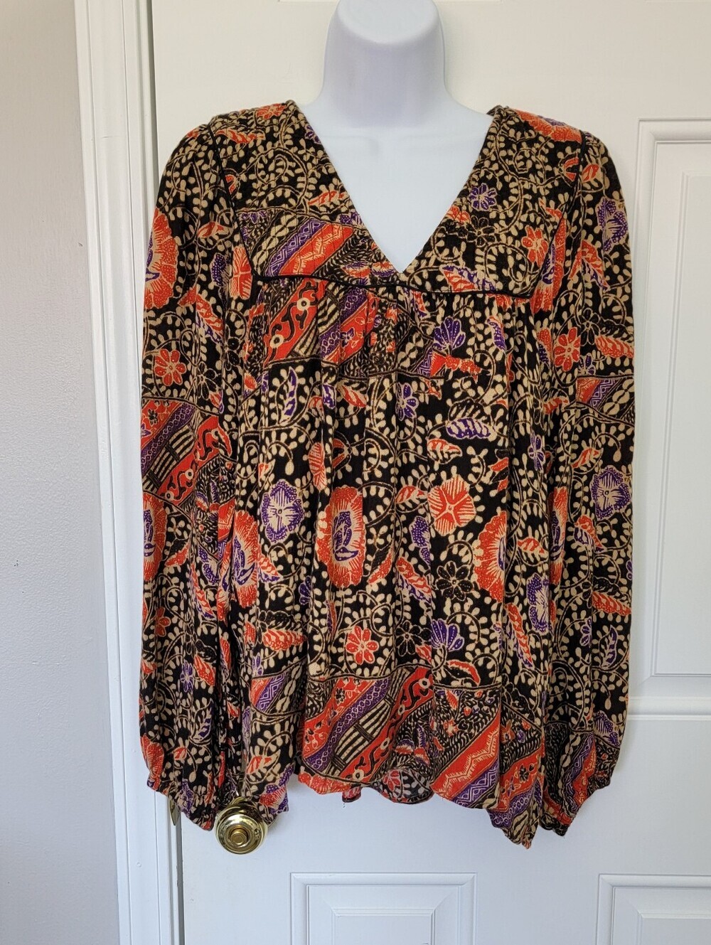 ZARA Bohemian Long Balloon Sleeve Blouse Deep V Neck Colorful Soft Size Medium